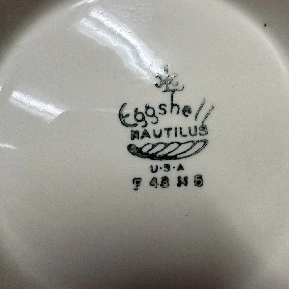 HOMER LAUGHLIN EGGSHELL NAUTILUS 15 1/2